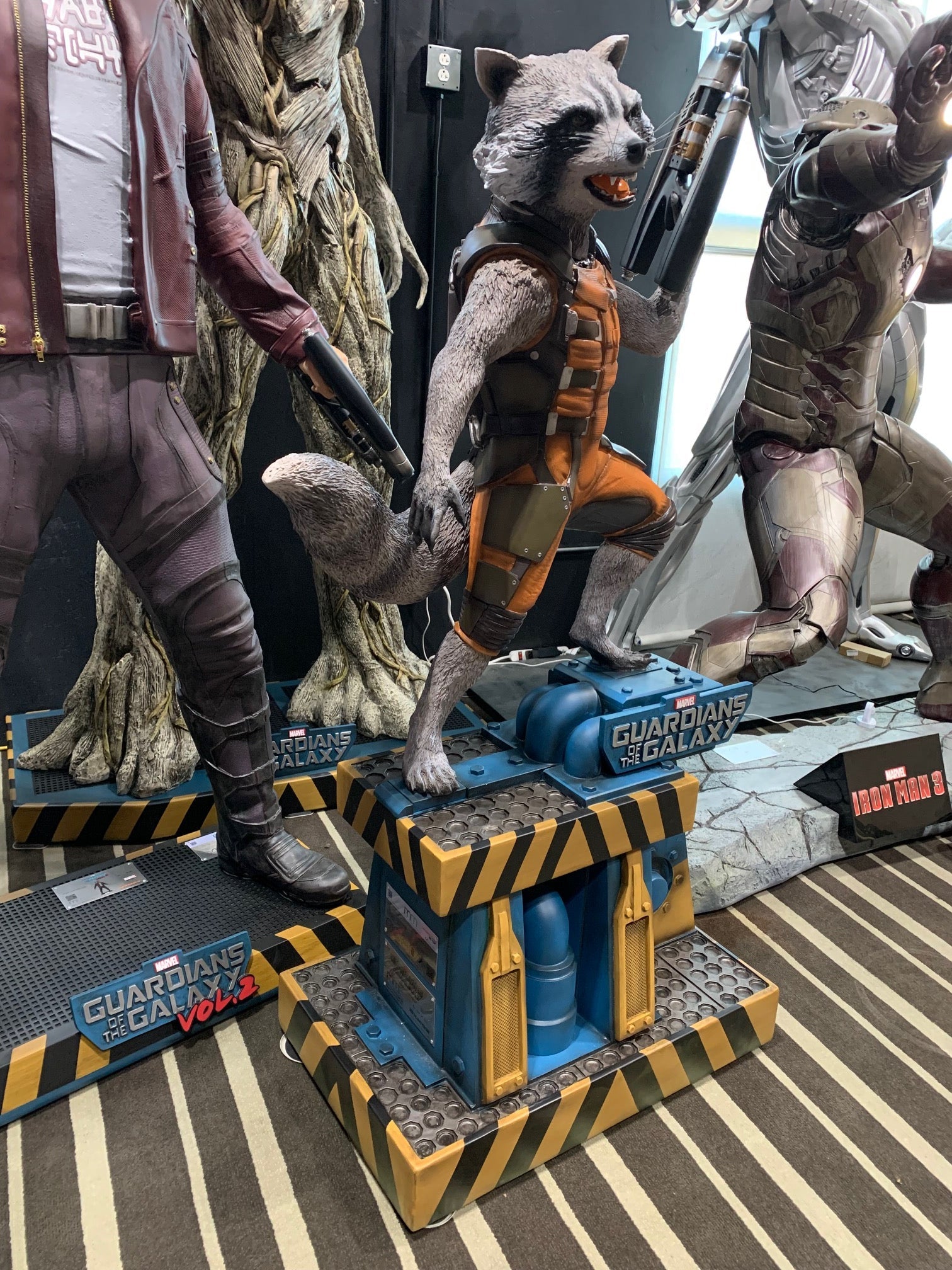 Guardians Of The Galaxy Rocket Raccoon With Small Gun Life Size Statue - LM Treasures 