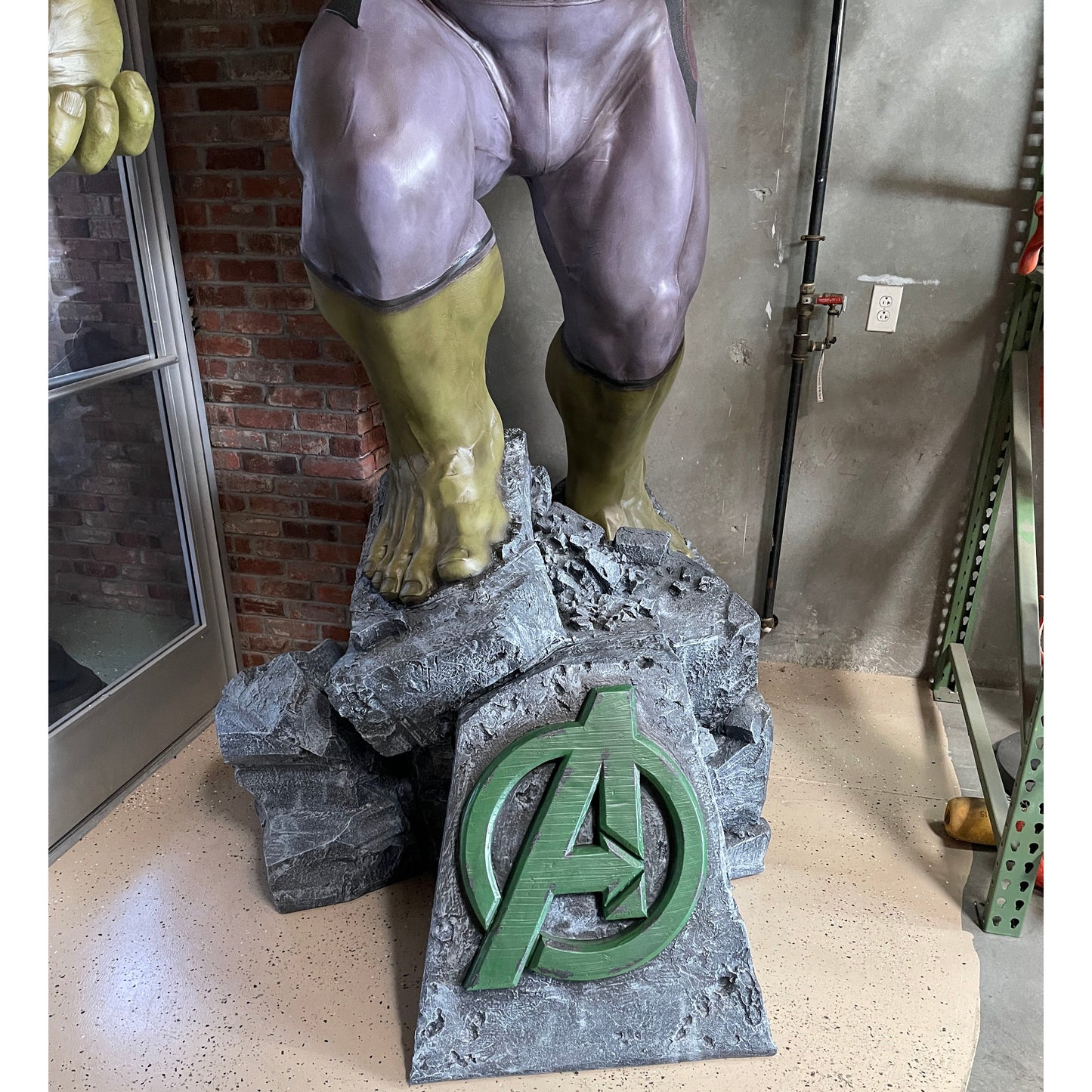 Hulk Life Size Statue From Avengers: Age of Ultron - LM Treasures 