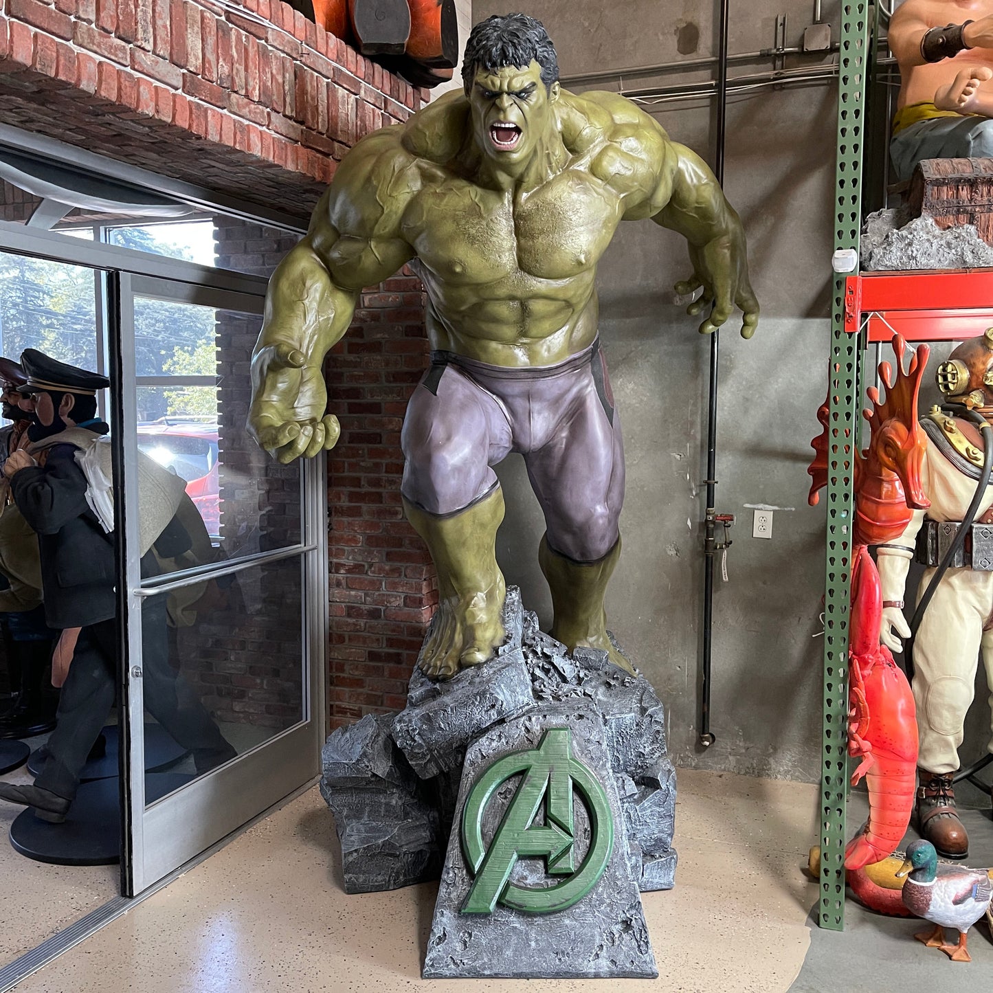 Hulk Life Size Statue From Avengers: Age of Ultron - LM Treasures 